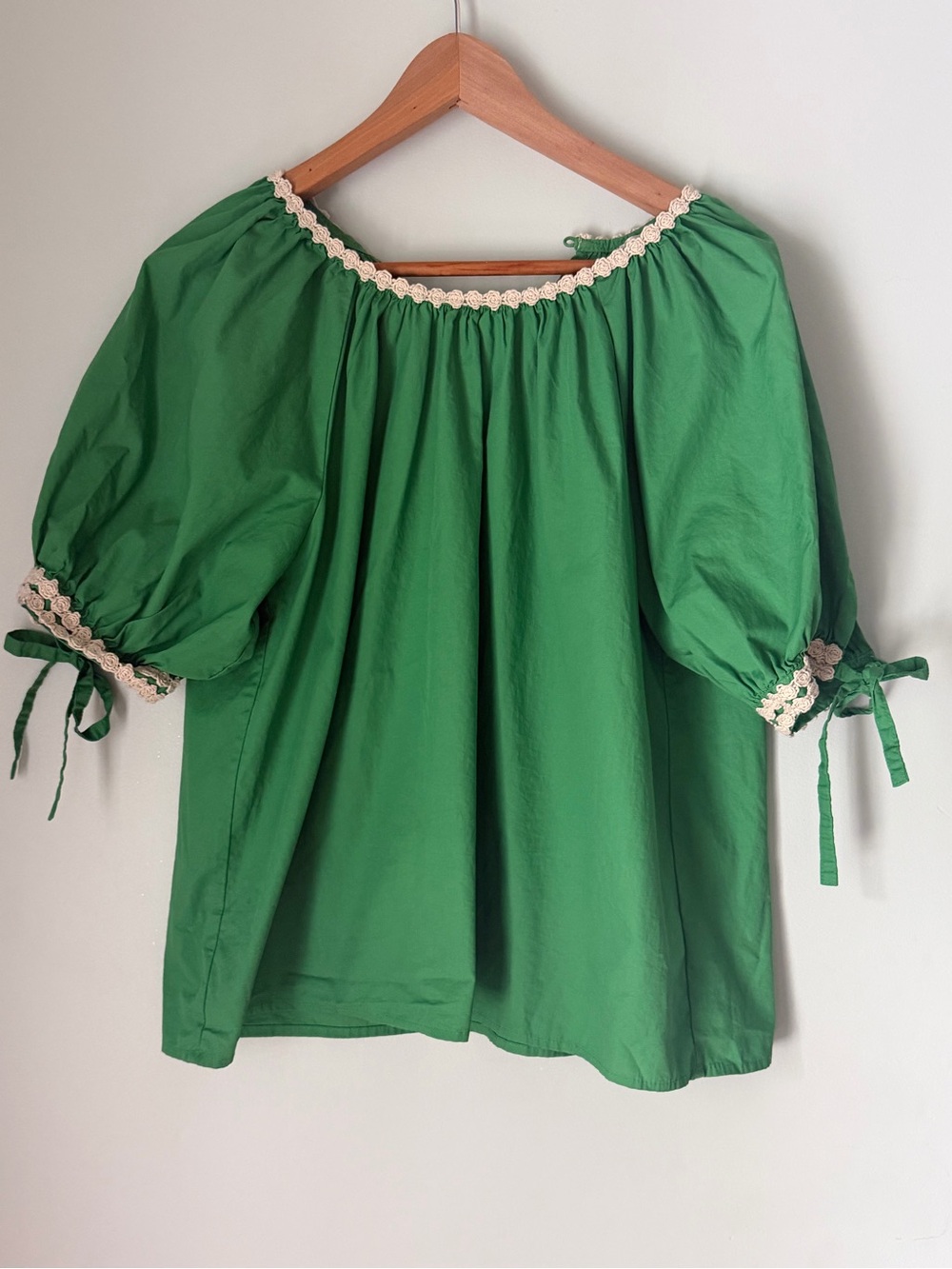 Anthropologie Short Sleeve Deco Trim Popover Green Cotton Puff Sleeve Blouse L - Picture 2 of 7